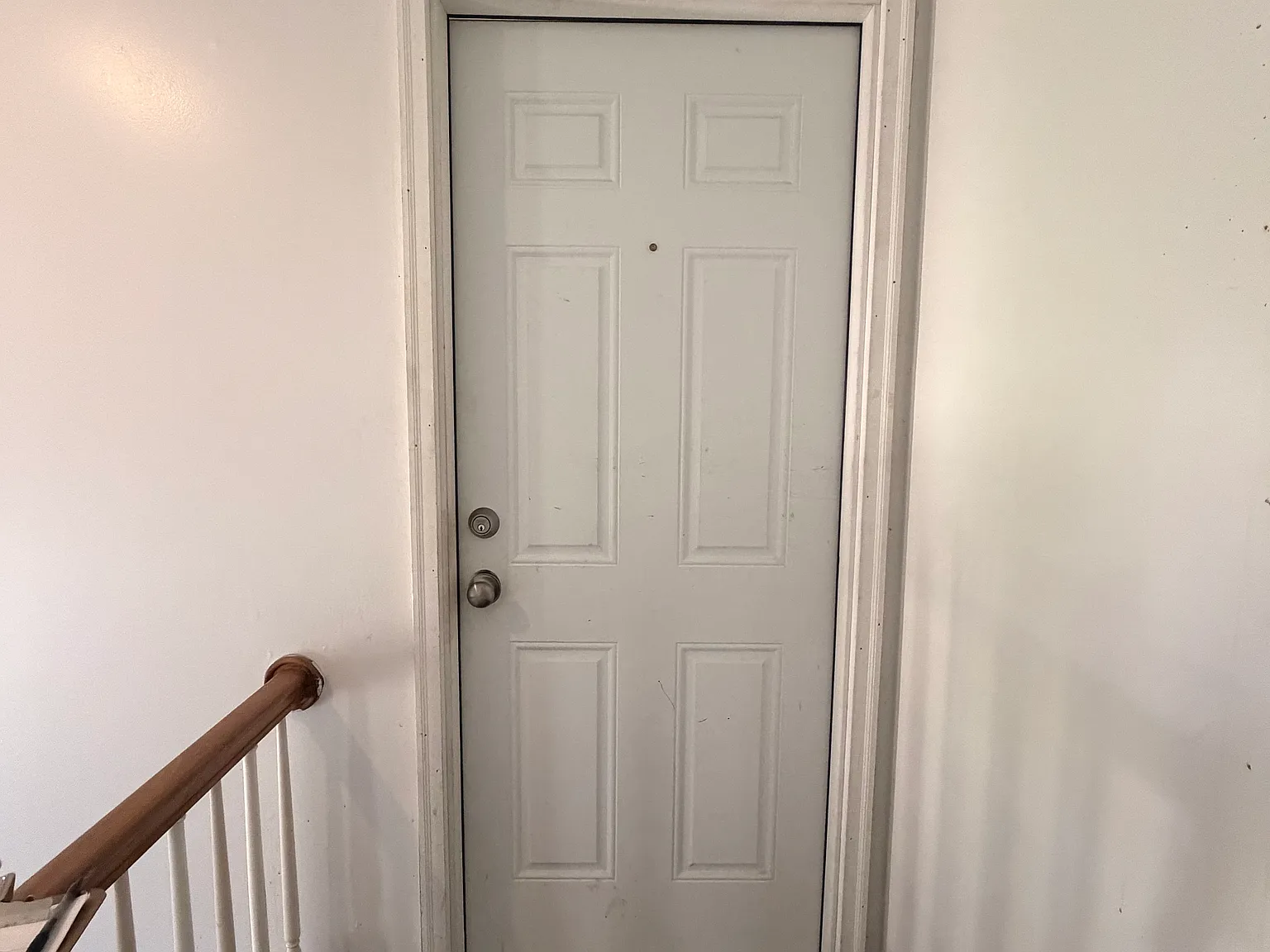 2 bed, 700 sqft, $900 — Photo 1