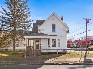 68 Union St, North Andover, MA 01845