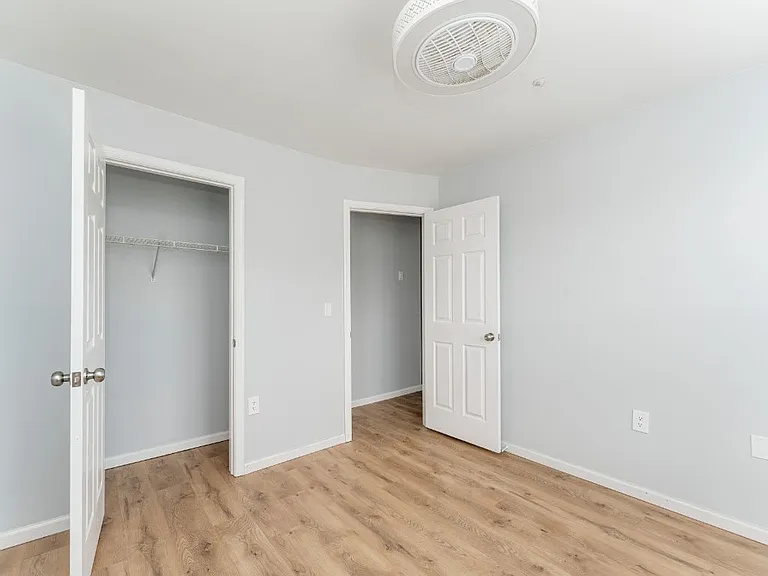 2383 Laconia Ct — Photo 18