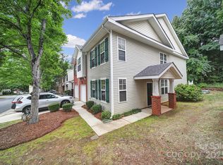 10973 Princeton Village Dr, Charlotte, NC 28277