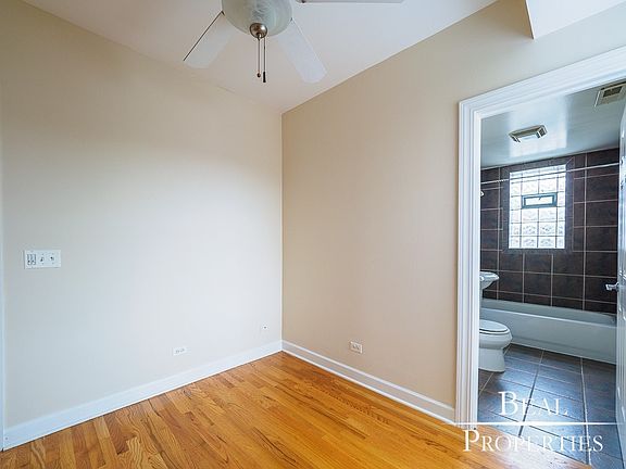 4th image of 3254 N Clifton Ave #_e2