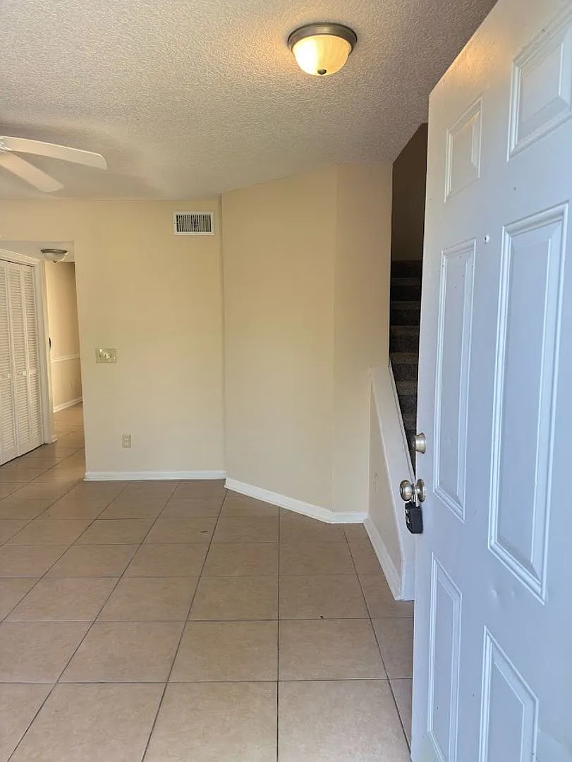 129 Inlet Reach Circle — Photo 2