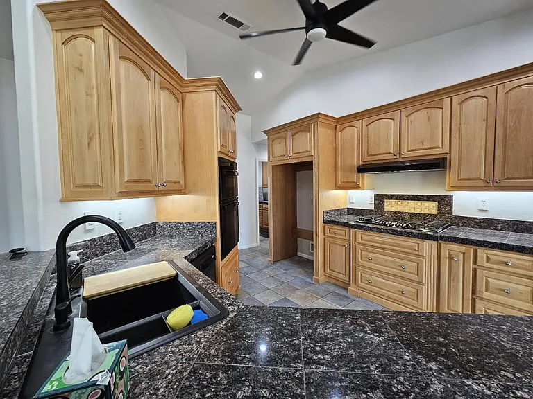 41550 Saddleback Dr — Photo 24