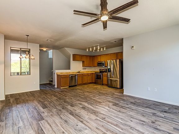 4th image of 240 W Juniper Ave Unit 1267