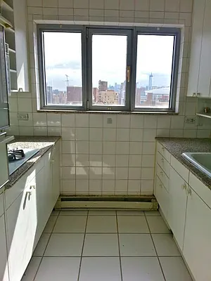 Rented by Akam Sales and Brokerage | media 14