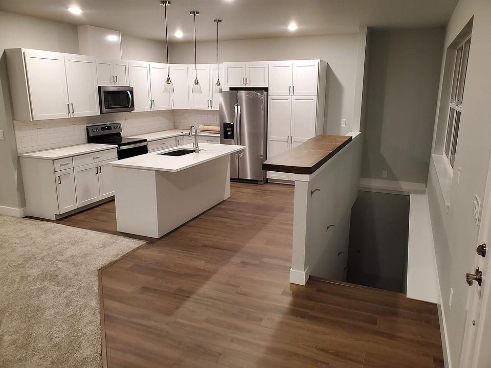 1st image of 3407 Oster Dr