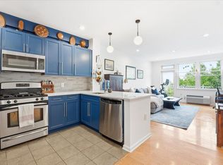 15 Freedom Way, Jersey City, NJ 07305