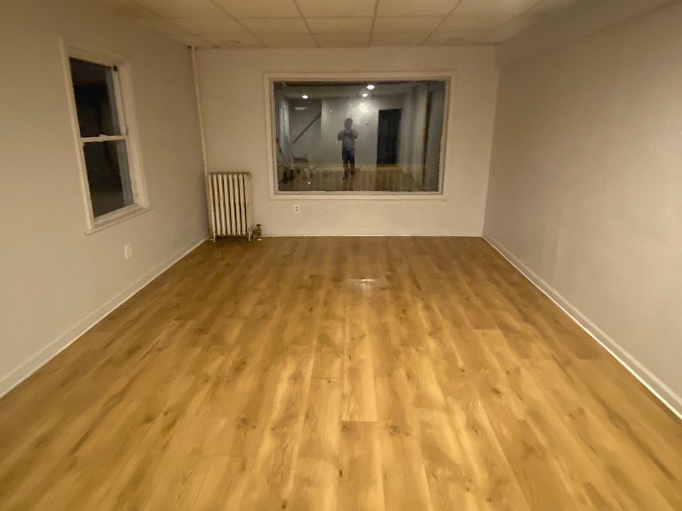 1st image of 505 N Bromley Ave