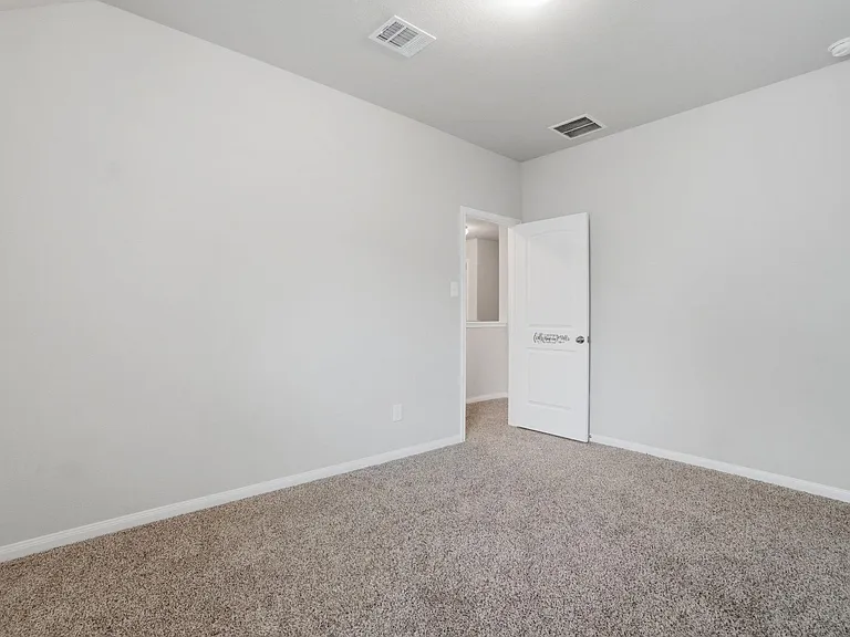 22210 Great Royal Ln — Photo 27