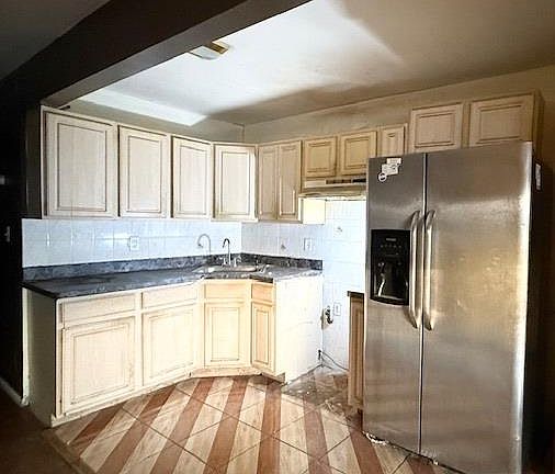 4th image of 11625 Merrick Boulevard