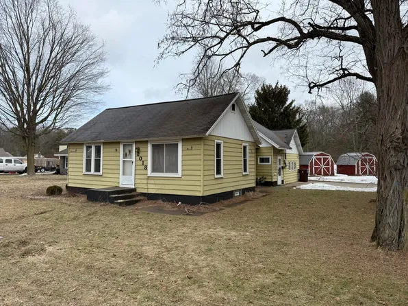 2018 Whitehall Rd, Muskegon, MI 49445