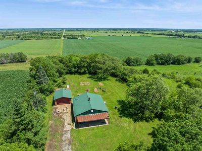 2003 Atwood Ave, Nichols, IA, 52766