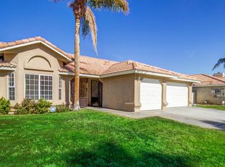 69712 Willow Ln, Cathedral City, CA 92234