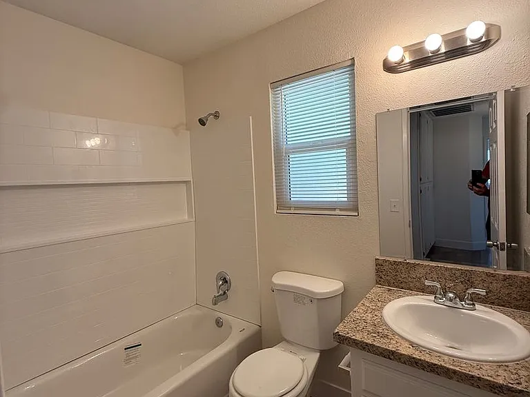 Fairfax Rd 5701 — Photo 22