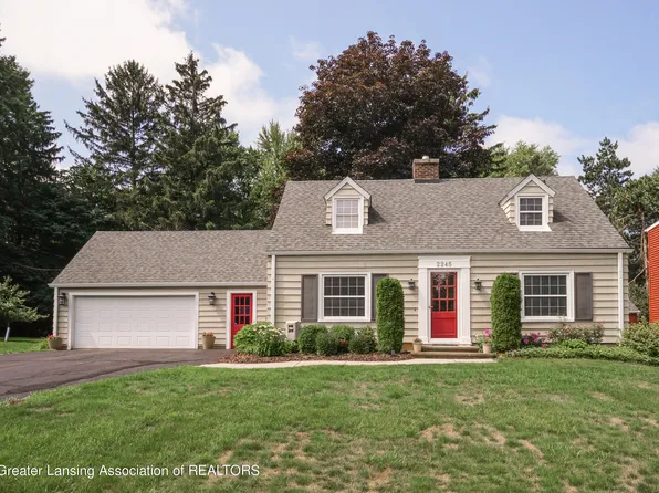 2245 Kenmore Dr, Okemos, MI 48864