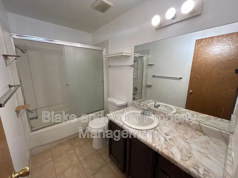 17794 Webster Rd — Photo 15