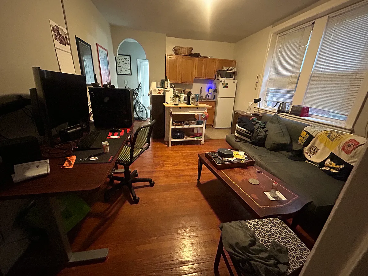 Building Photo - 4537 Osage Ave #37