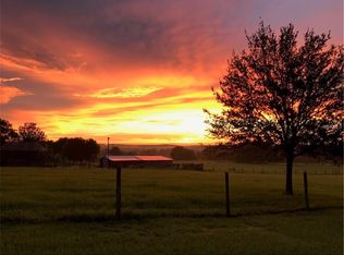 16240 Spring Valley Rd, Dade City, FL 33523