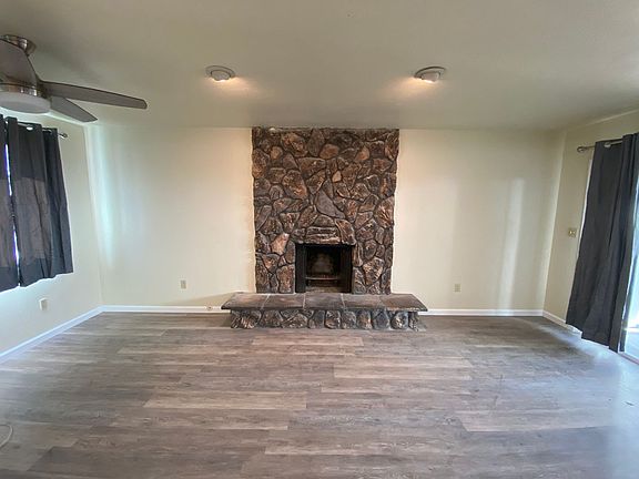 4th image of 2808 Londonderry Dr #B58537137