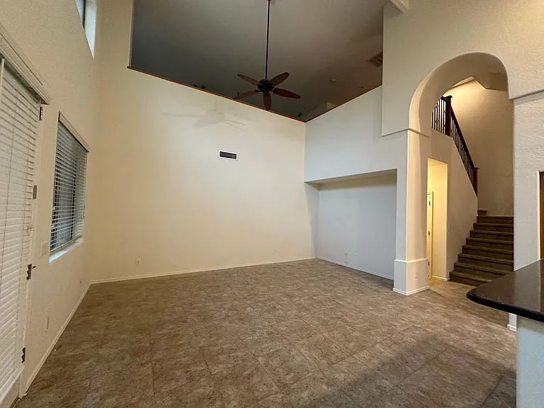 42114 N 44th Dr — Photo 14