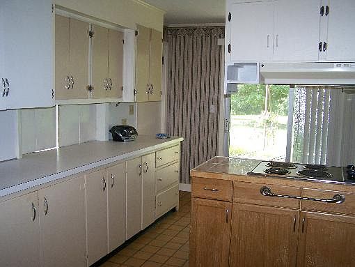 2nd image of 168 Lafayette Dr