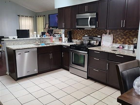 4th image of 3601 Forest Glen Trl