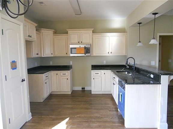 2nd image of 39 Victoria Park Lot 39