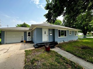 621 Joehnck Rd, Grand Island, NE 68801