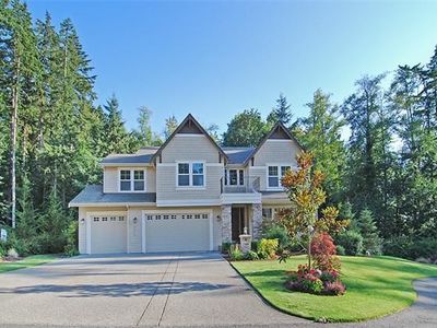 9471 NE Idel Weis Ct, Bainbridge Island, WA, 98110