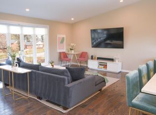 3301 Garrison Farms Rd, Pikesville, MD 21208