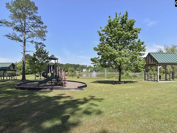 2nd image of 279 Ashewood Lake Dr