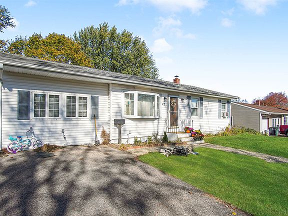 2nd image of 5 Deborah Ave