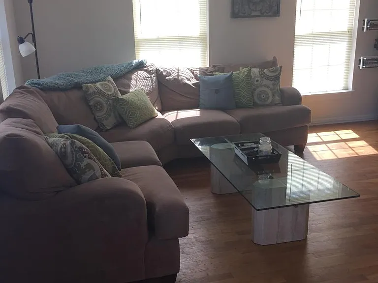 37 Naugatuck Ave — Photo 4