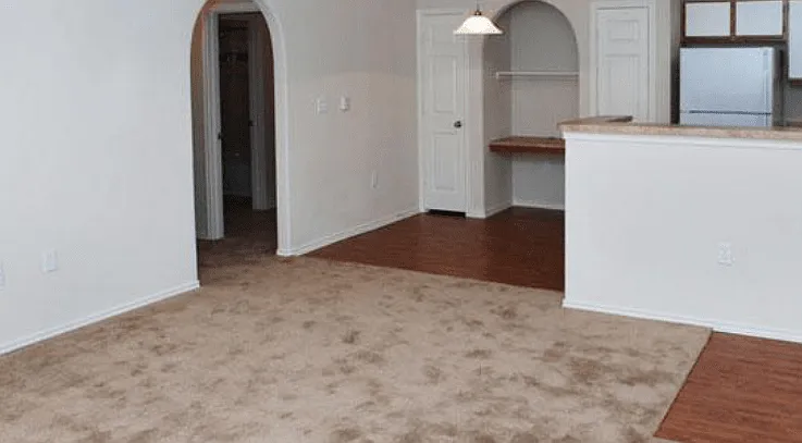 Elan Gardens Apartments — Photo 21