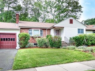 30 Helene Rd, Newton, MA 02468