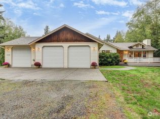 346 Shepards Ln, Camano Island, WA 98282
