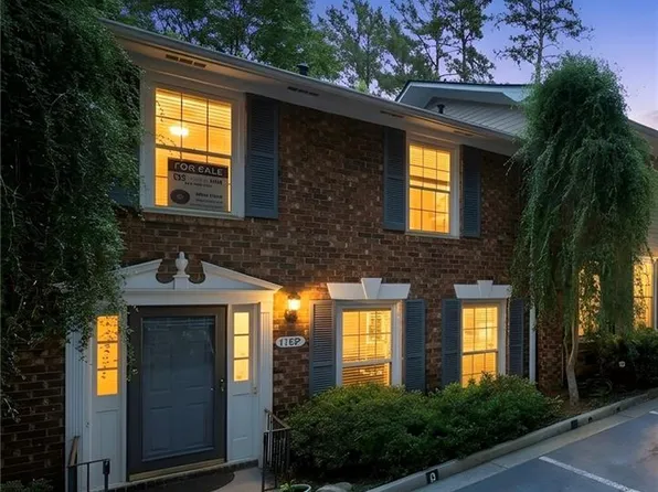1102 Moorestown Cir, Decatur, GA 30033