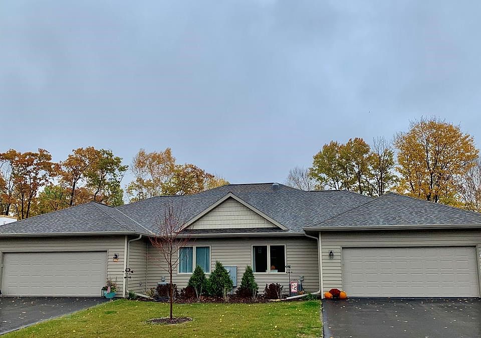1st image of Fairway Ln #34