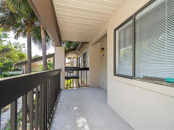 3rd image of 2427 Gallery View Dr #204