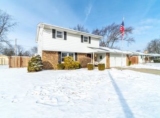 4915 Maple Ridge Dr, Fort Wayne, IN 46835