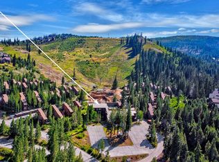 11591 Snowpeak Way #305, Truckee, CA 96161