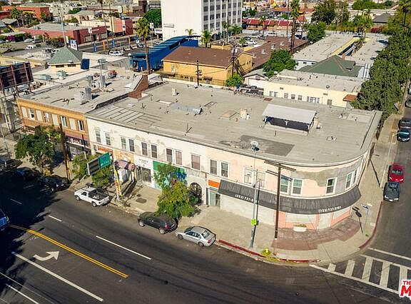 2nd image of 2153 W Washington Blvd