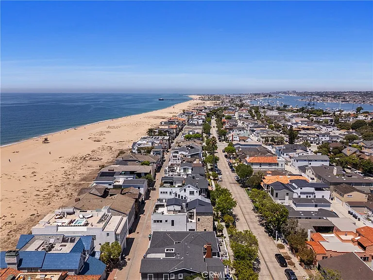 2037 E Ocean Blvd — Photo 63