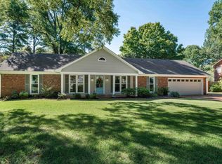217 E Lawnwood Dr, Collierville, TN 38017