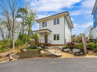 34 Fern St, Asheville, NC 28803