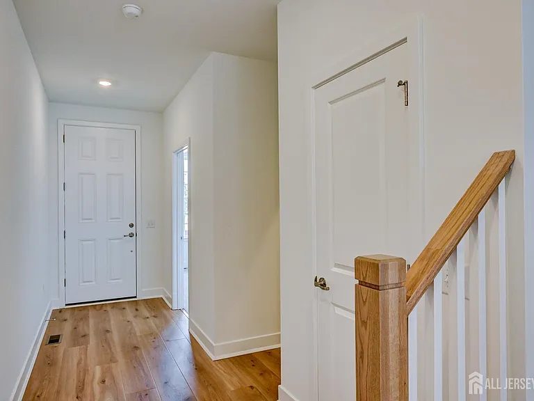 13 Griffin Ln — Photo 7