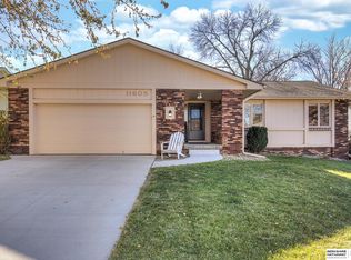 11605 Taylor St, Omaha, NE 68164