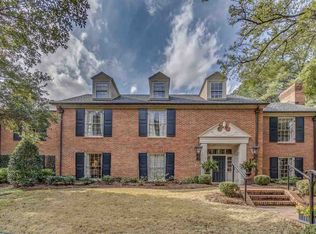 2420 Sandridge Dr, Jackson, MS 39211