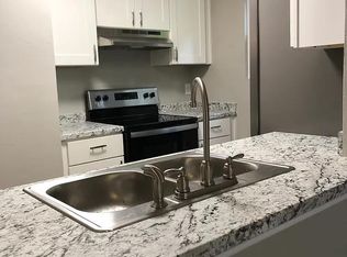 2043 Victory Garden Ln, Tallahassee, FL 32301