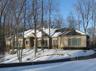 5063 Hilltop Ct, Clarkston, MI
